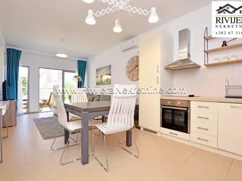 Sale, two bedroom apartment, 73m², Đenovići, Herceg Novi - image 3