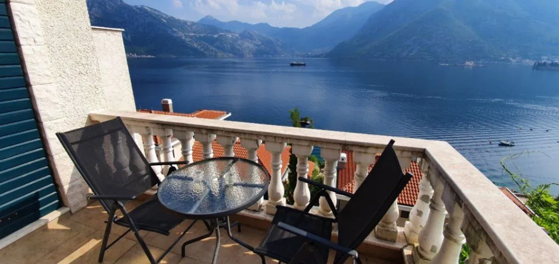 Sale, two bedroom apartment, 58m², Kostanjica, Kotor