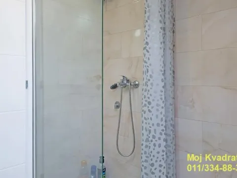 Prodaja, trosoban stan, 75m², Veliko Gradište, Srbija - image 12