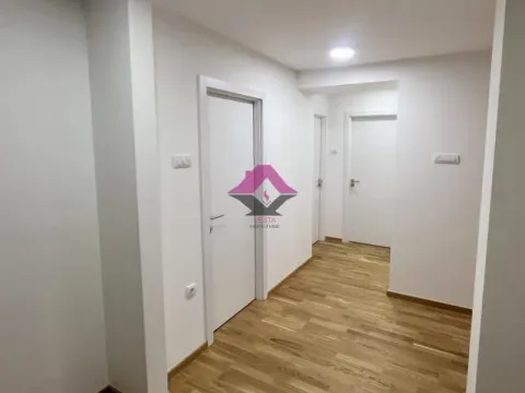 Sale, three bedroom apartment, 89m², Sremska Kamenica, Petrovaradin - image 17