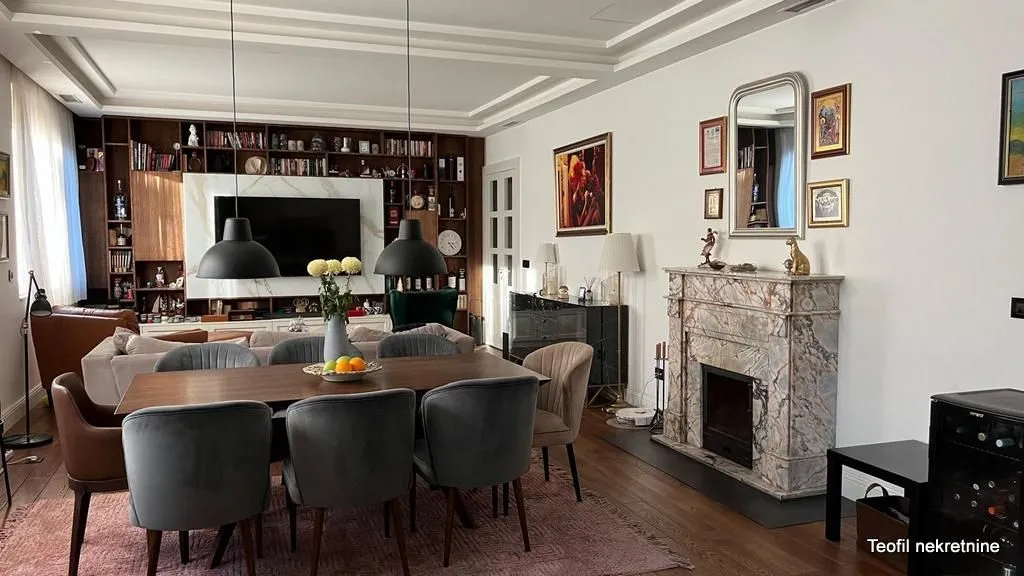 Prodaja, četvorosoban stan, 135m², Zemun Centar, Zemun Sve Podlokacije