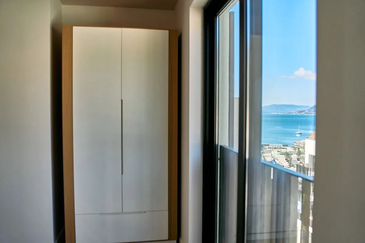Prodaja, stan, 102m², Tivat, Crna Gora