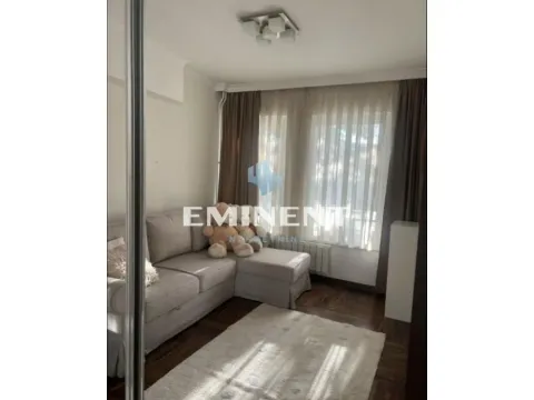 Izdavanje, trosoban stan, 120m², Tašmajdan, Palilula Sve Podlokacije - image 11