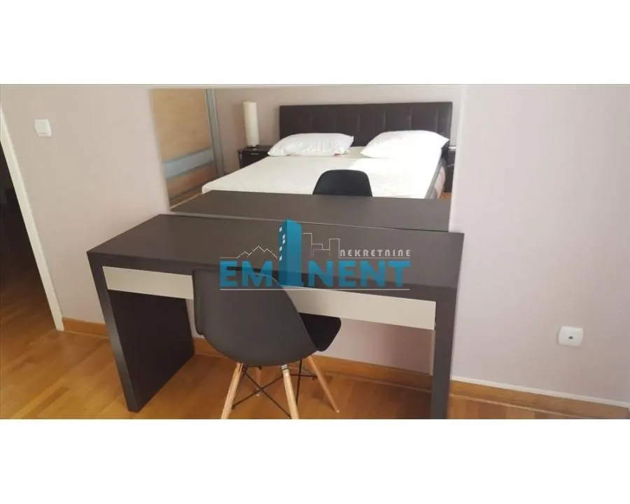 Rent, four bedroom apartment, 105m², Novi Beograd Blok 67, Novi Beograd Sve Podlokacije