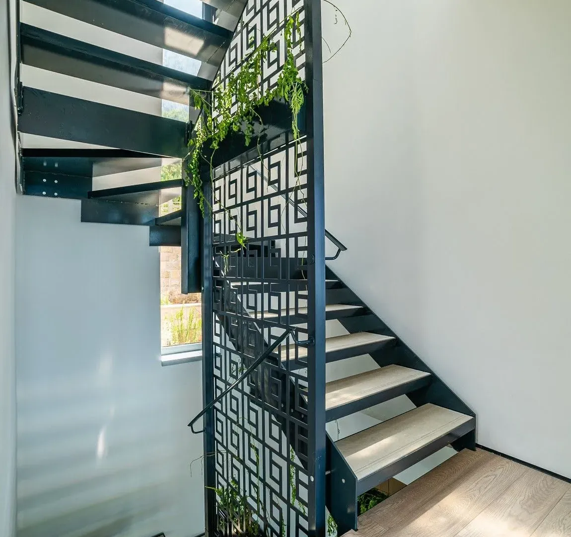Sale, house, 231m², Blizikuće, Budva