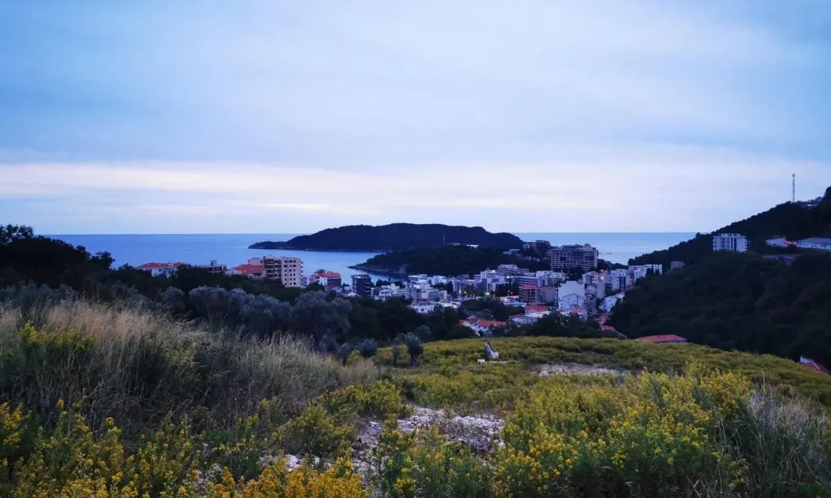 Sale, land lot, 9400m², Bečići, Budva