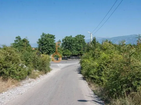 Prodaja, plac, 2100m², Danilovgrad, Crna Gora