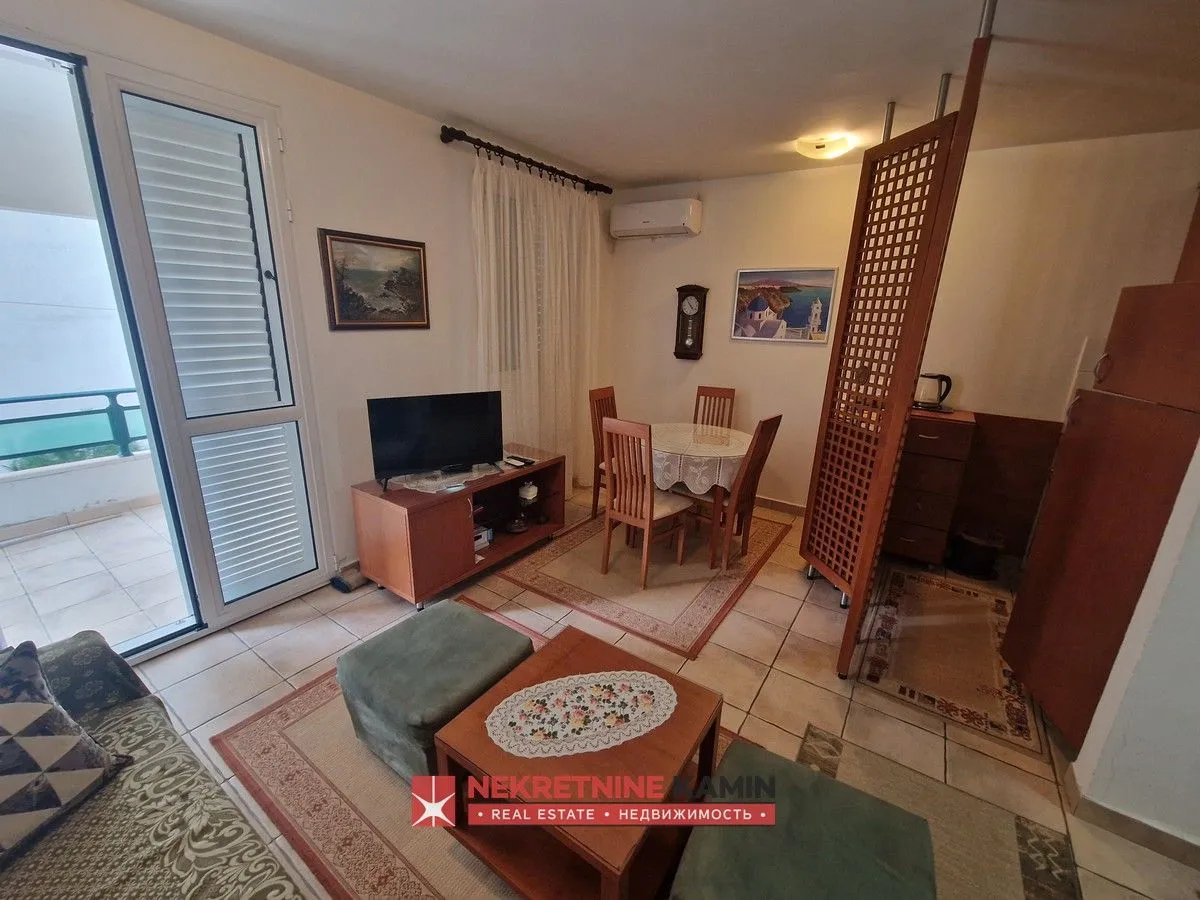 Prodaja, jednosoban stan, 45m², Petrovac, Budva
