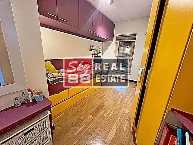Sale, four bedroom apartment, 130m², Vračar Hram, Vračar Sve Podlokacije