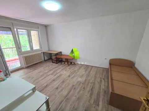Sale, three bedroom apartment, 81m², Medijana, Niš - image 1