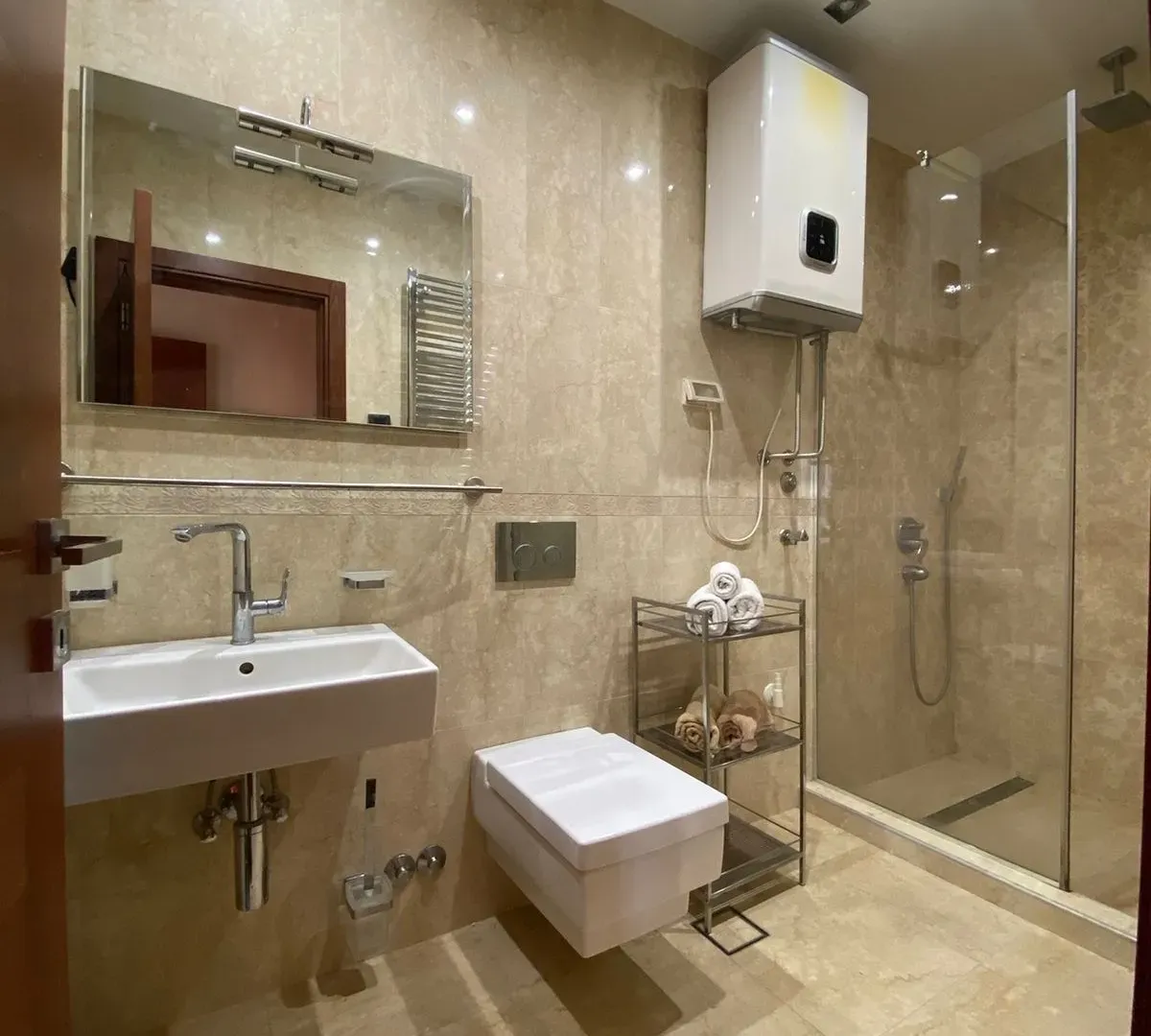 Prodaja, stan, 78m², Komoševina, Budva