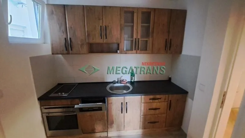 Izdavanje, dvosoban stan, 46m², Podbara, Novi Sad Sve Podlokacije