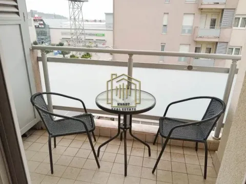 Izdavanje, jednosoban stan, 42m², City Kvart, Podgorica - image 2