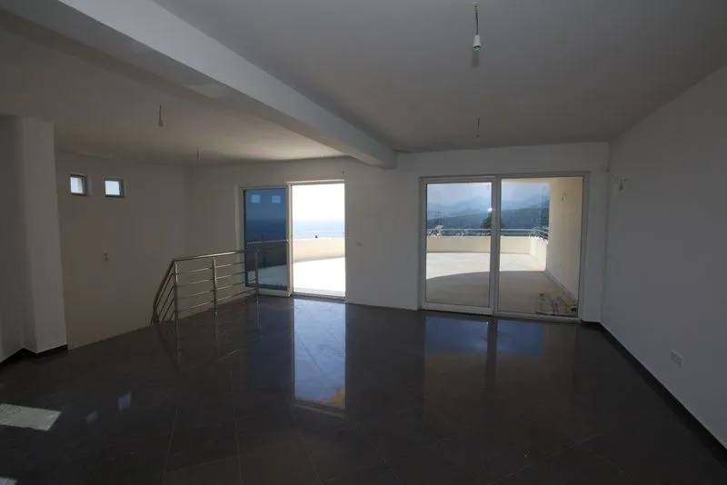 Sale, house, 404m², Utjeha, Bar