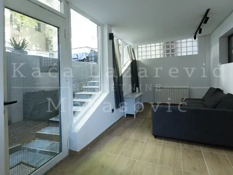 Prodaja, kuća, 204m², Stari Grad, Beograd - image 12