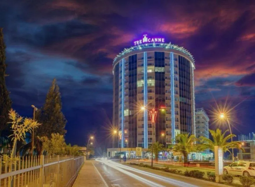 Prodaja, jednosoban stan, 63m², Tree cane, Budva