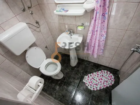 Izdavanje, trosoban stan, 140m², Zabjelo, Podgorica - image 16