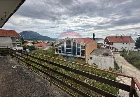 Prodaja, trosoban stan, 70m², Šušanj, Bar - image 4