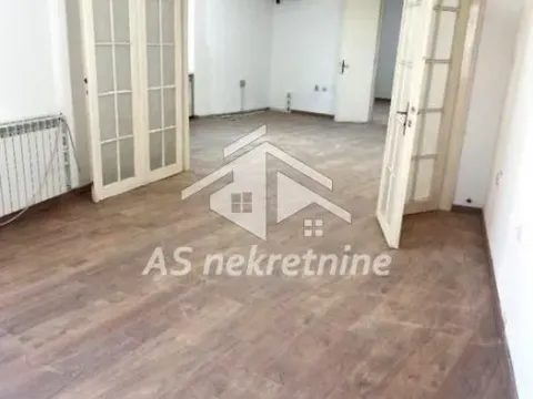 Izdavanje, četvorosoban stan, 107m², Stari Grad, Beograd - image 4
