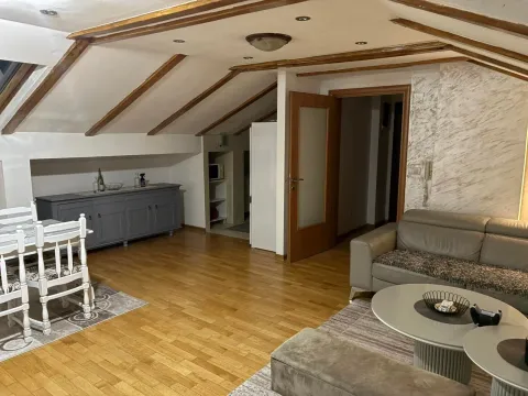 Rent, apartment, 103m², Podgorica, Crna Gora - image 1