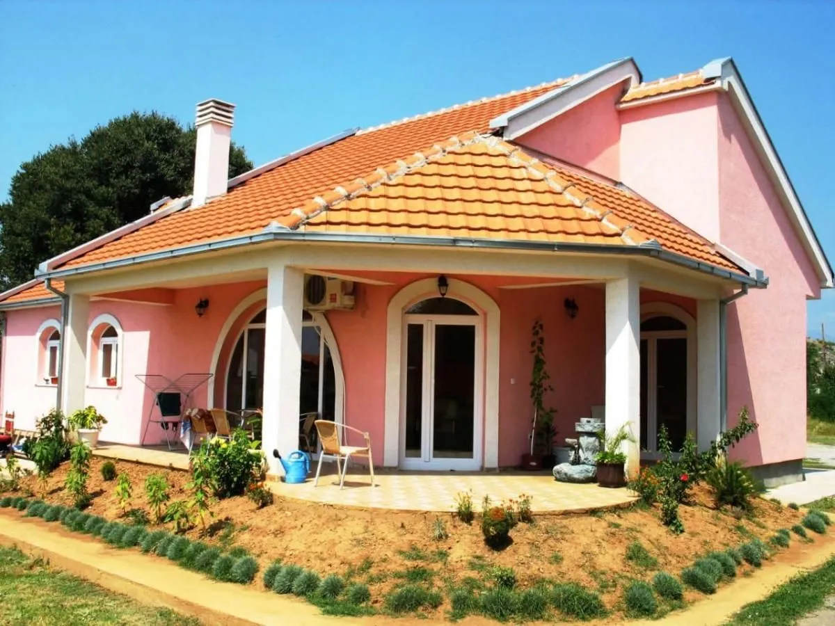 Prodaja, kuća, 180m², Donja Gorica, Podgorica