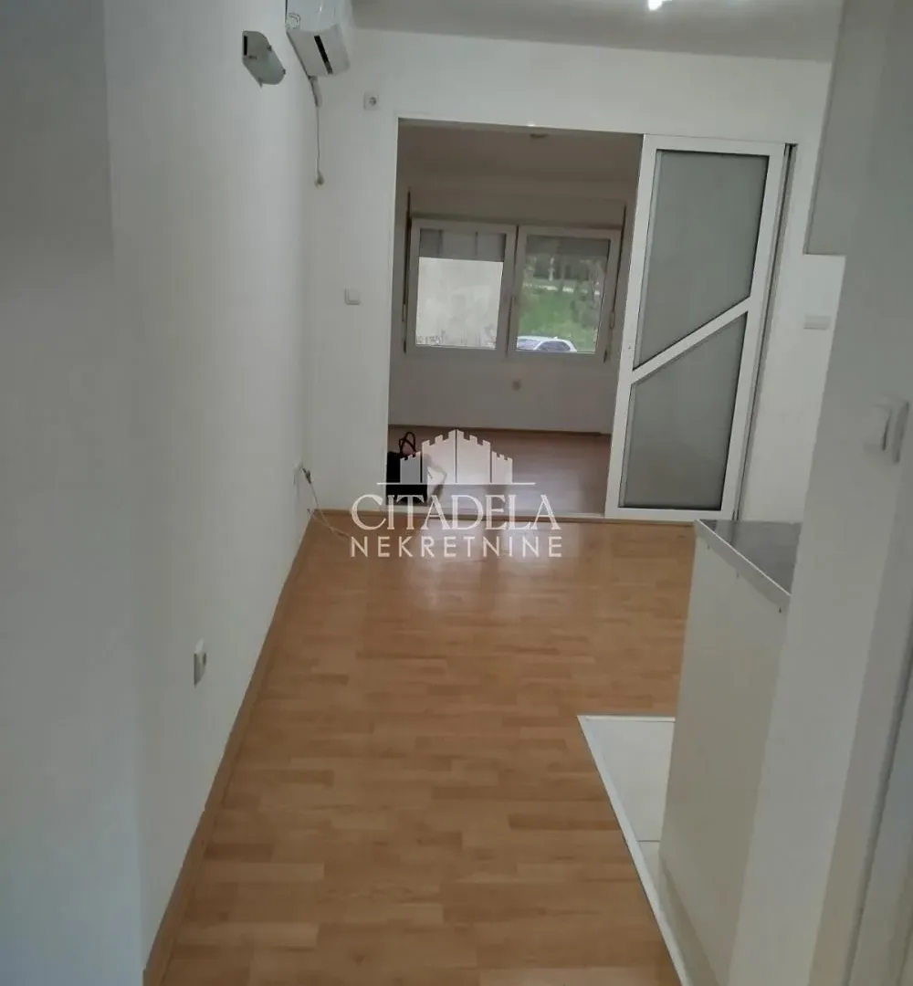 Sale, apartment, 21m², Čukarica, Beograd