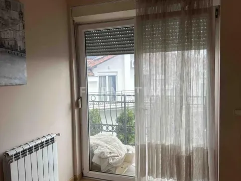 Izdavanje, kuća, 310m², Savski Venac, Beograd - image 12