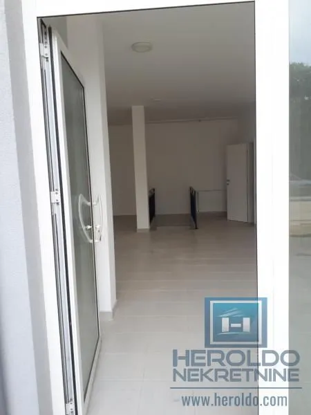 Sale, office space, 75m², Pivara, Jagodina