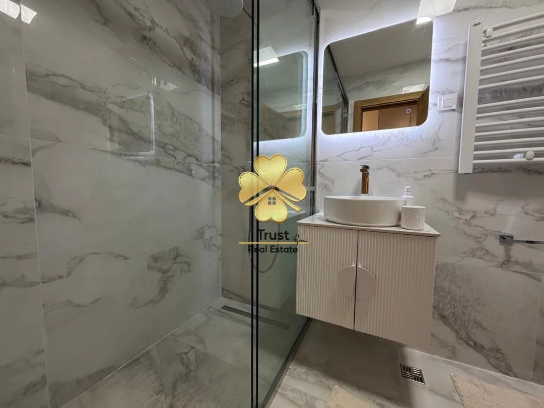 Izdavanje, jednosoban stan, 50m², City Kvart, Podgorica