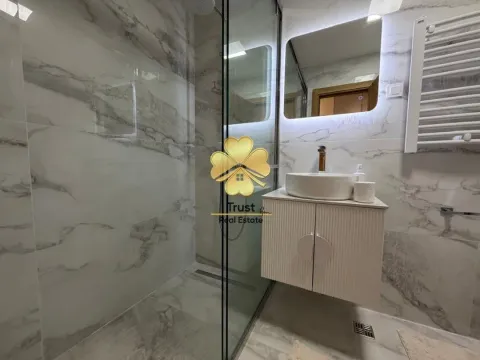 Izdavanje, jednosoban stan, 50m², City Kvart, Podgorica - image 10