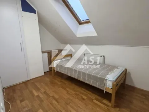 Izdavanje, četvorosoban stan, 92m², Bulevar Evrope, Novi Sad Sve Podlokacije - image 6