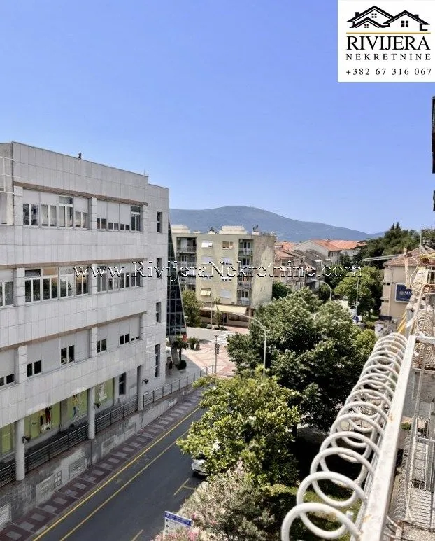 Prodaja, jednosoban stan, 38m², Centar, Tivat