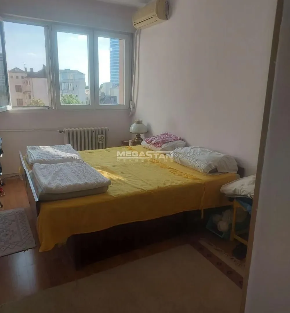 Prodaja, trosoban stan, 82m², Klinički Centar, Beograd