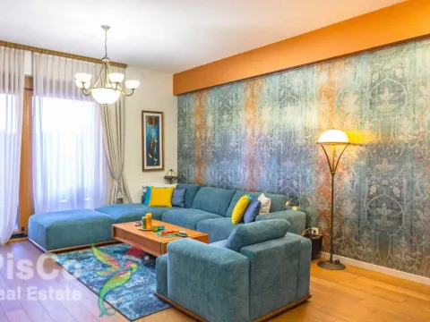 Izdavanje, trosoban stan, 110m², Centar, Podgorica - image 12