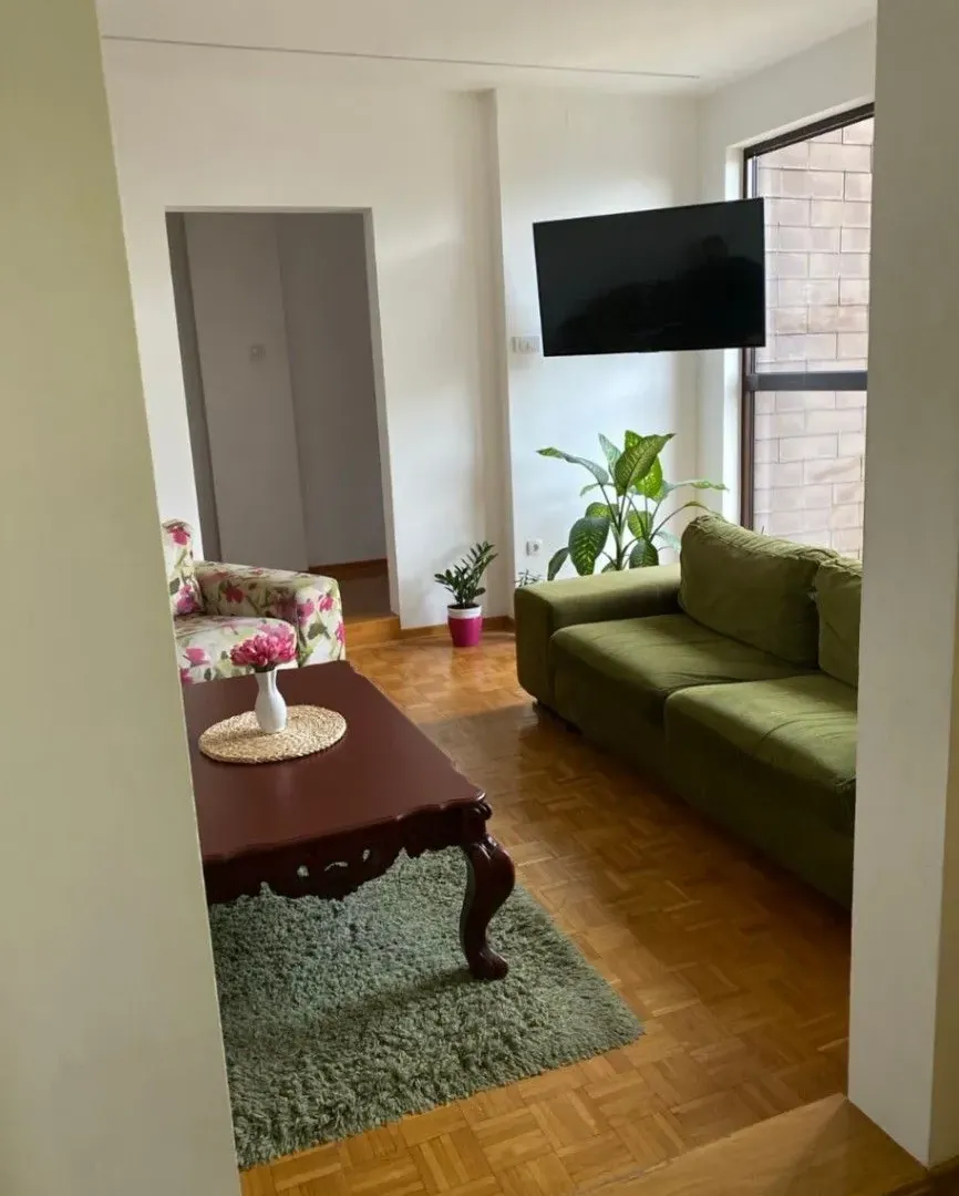 Prodaja, trosoban stan, 65m², Alvadžinica, Čačak