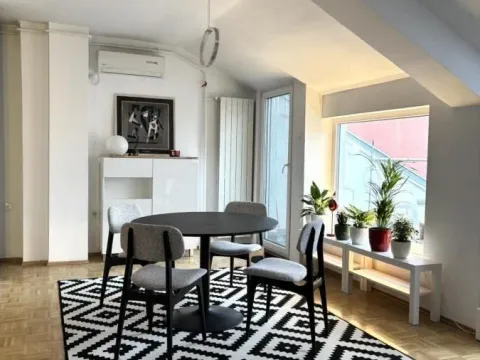 Izdavanje, dvosoban stan, 54m², Centar, Novi Sad - image 1