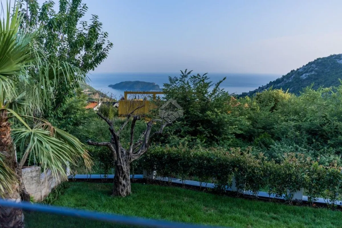 Rent, house, 300m², Budva, Crna Gora