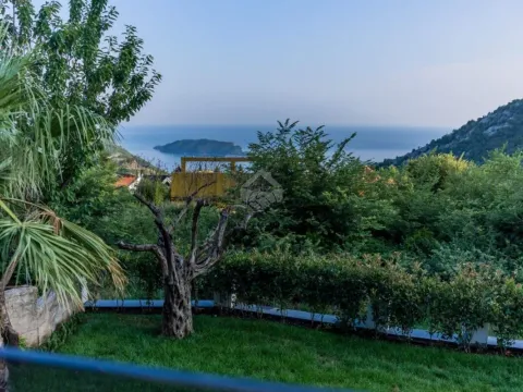 Izdavanje, kuća, 300m², Budva, Crna Gora - image 22
