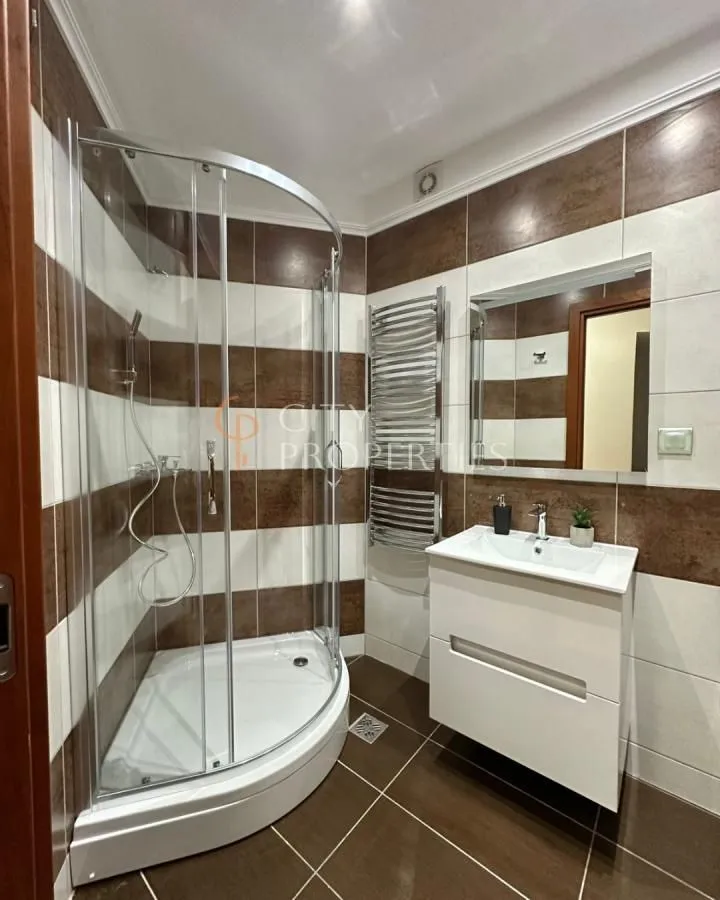 Izdavanje, stan, 52m², Centar, Podgorica