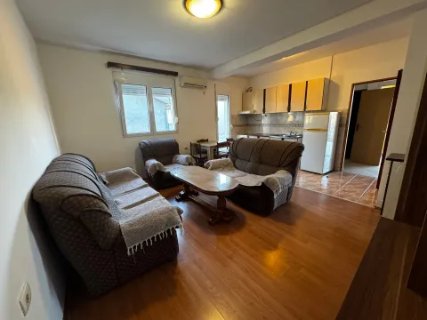 Rent, one bedroom apartment, 46m², Stari Aerodrom, Podgorica - image 3