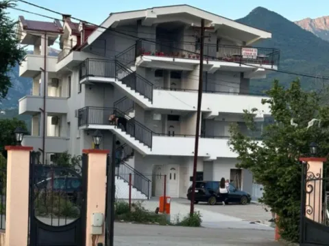Sale, two bedroom apartment, 85m², Šušanj, Bar - image 2