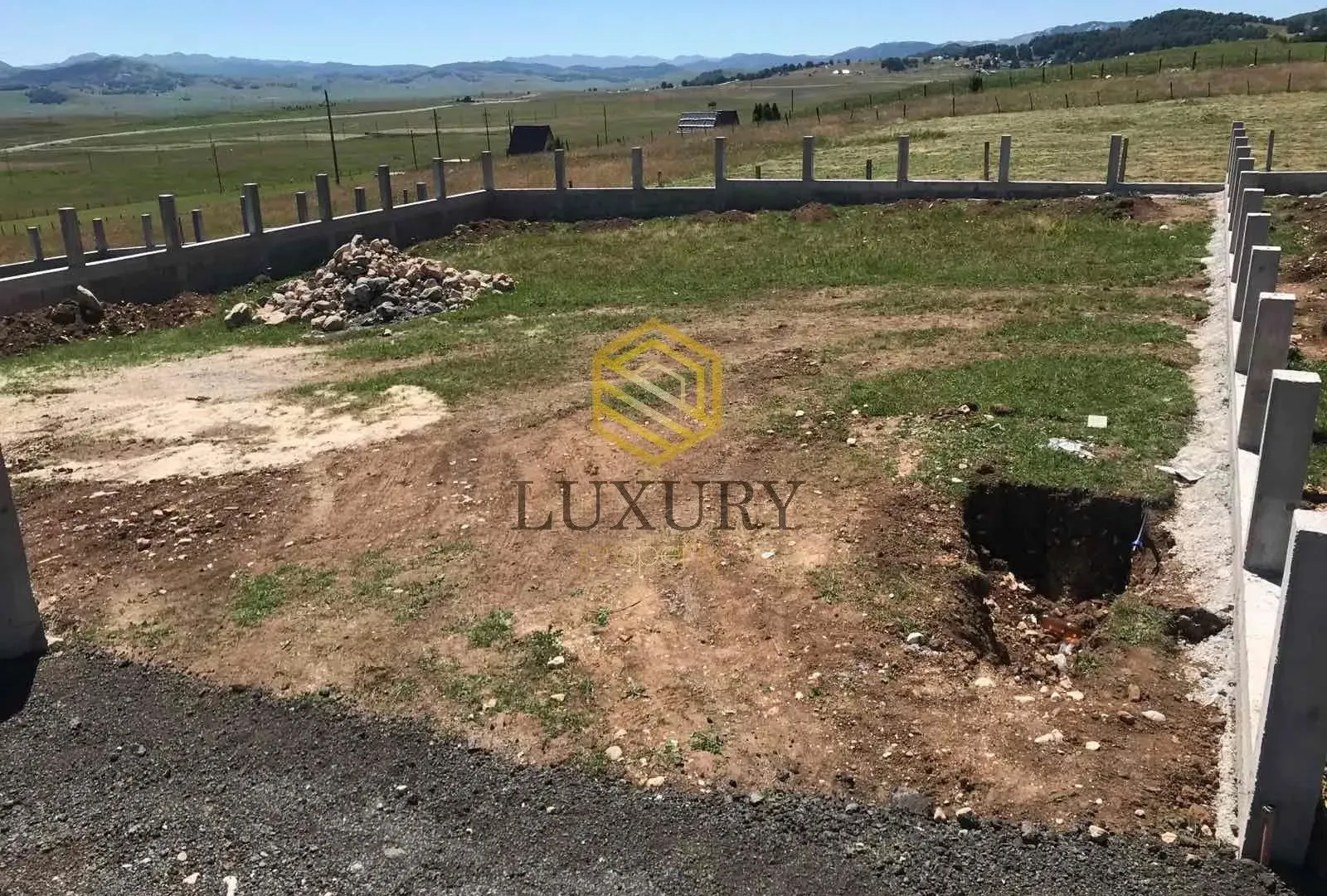 Prodaja, plac, 410m², Motički gaj, Žabljak