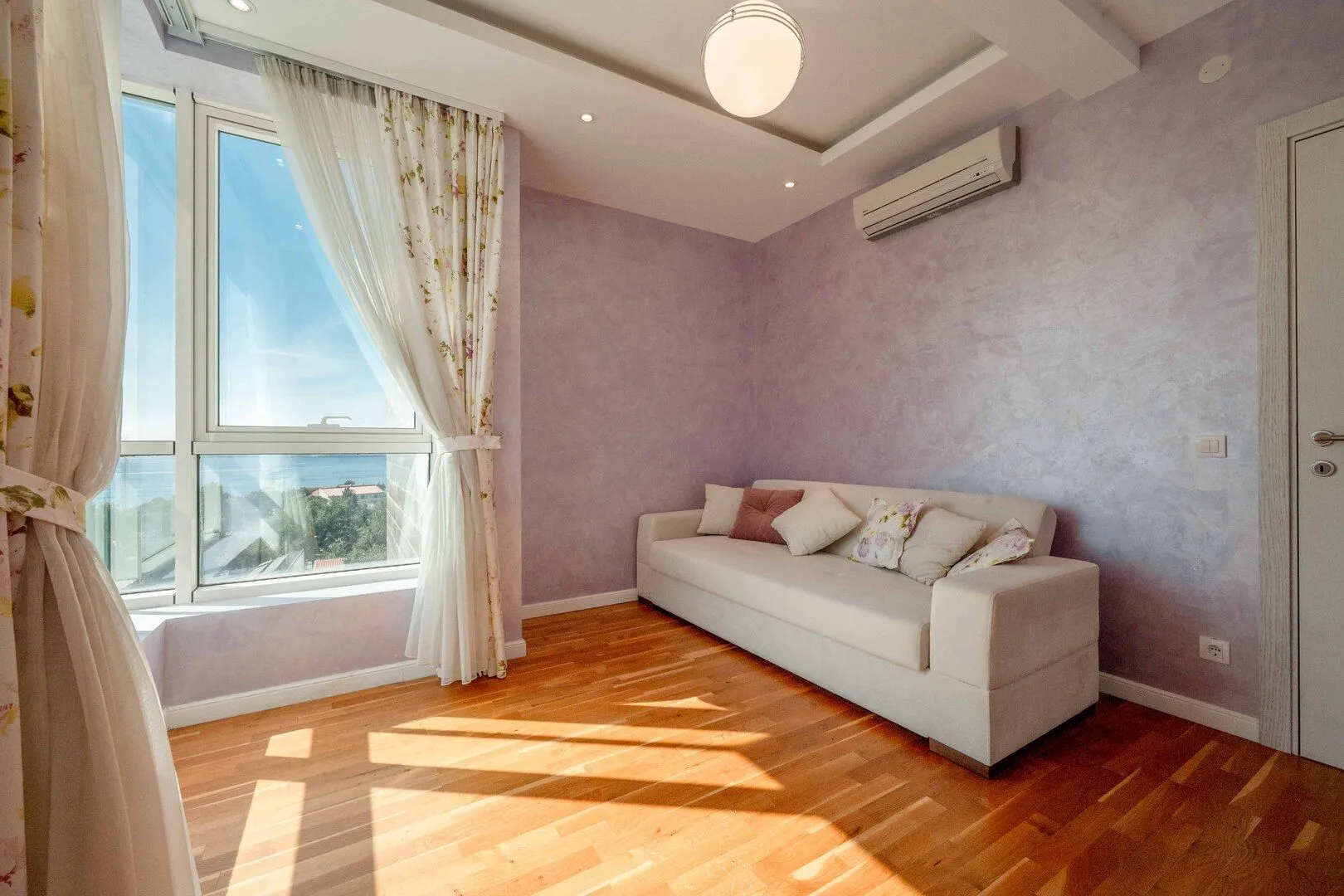 Prodaja, trosoban stan, 115m², Bečići, Budva