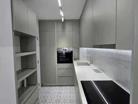 Prodaja, dvosoban stan, 70m², Tivat, Crna Gora - image 7