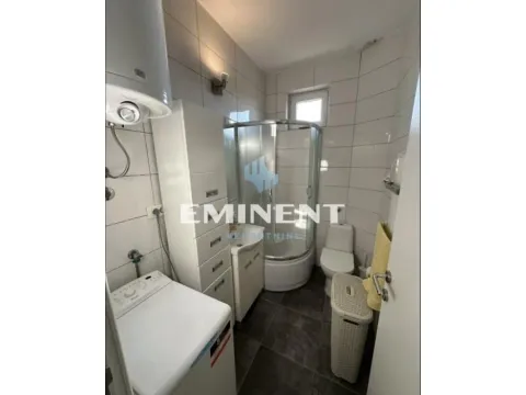 Izdavanje, dvosoban stan, 40m², Vračar Sve Podlokacije, Beograd - image 6