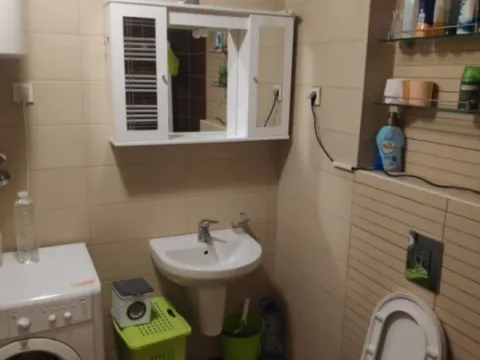 Izdavanje, trosoban stan, 95m², Zagorič, Podgorica - image 7