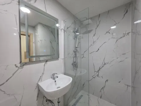 Prodaja, garsonjera, 31m², Bečići, Budva - image 20