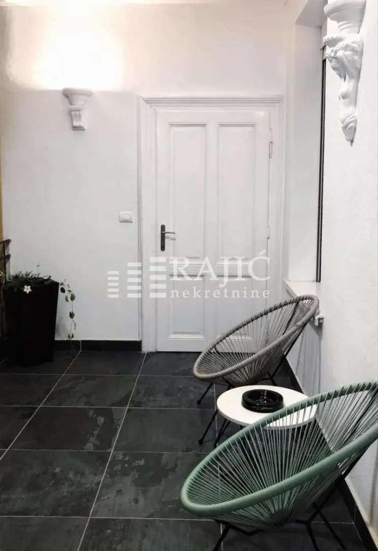 Rent, three bedroom apartment, 98m², Stari Grad, Beograd