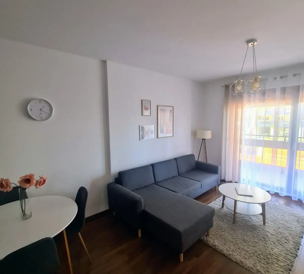 Izdavanje, jednosoban stan, 50m², Master Kvart, Podgorica