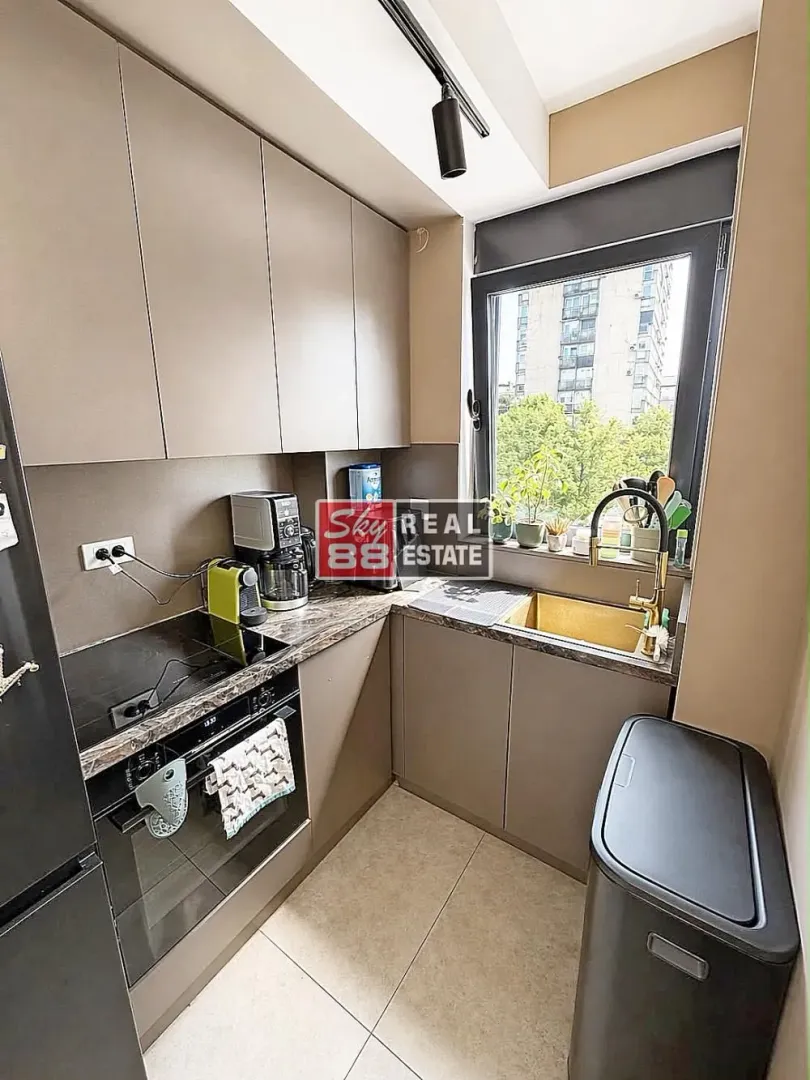 Sale, three bedroom apartment, 69m², Južni Bulevar, Vračar Sve Podlokacije
